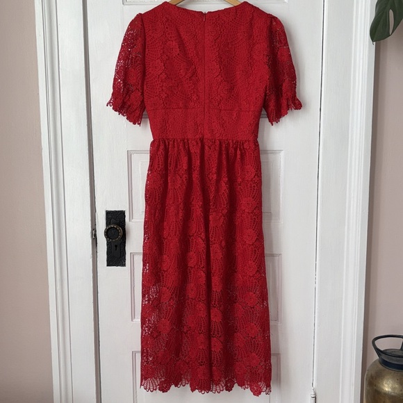 GIANNI BINI RED LACE PUFF SLEEVE MIDI DRESS - Picture 6 of 12